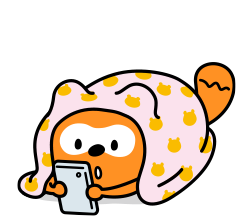 スマホを見るPonta
